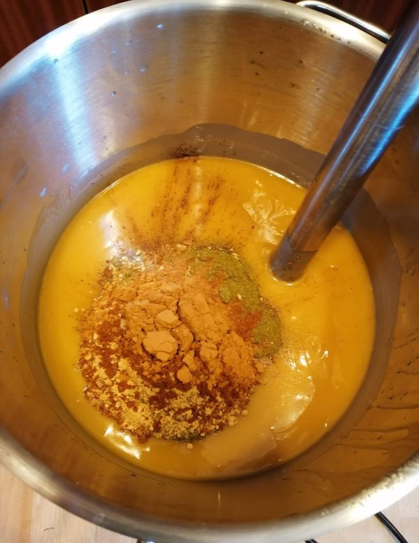 mde ajout des épices dans la pâte